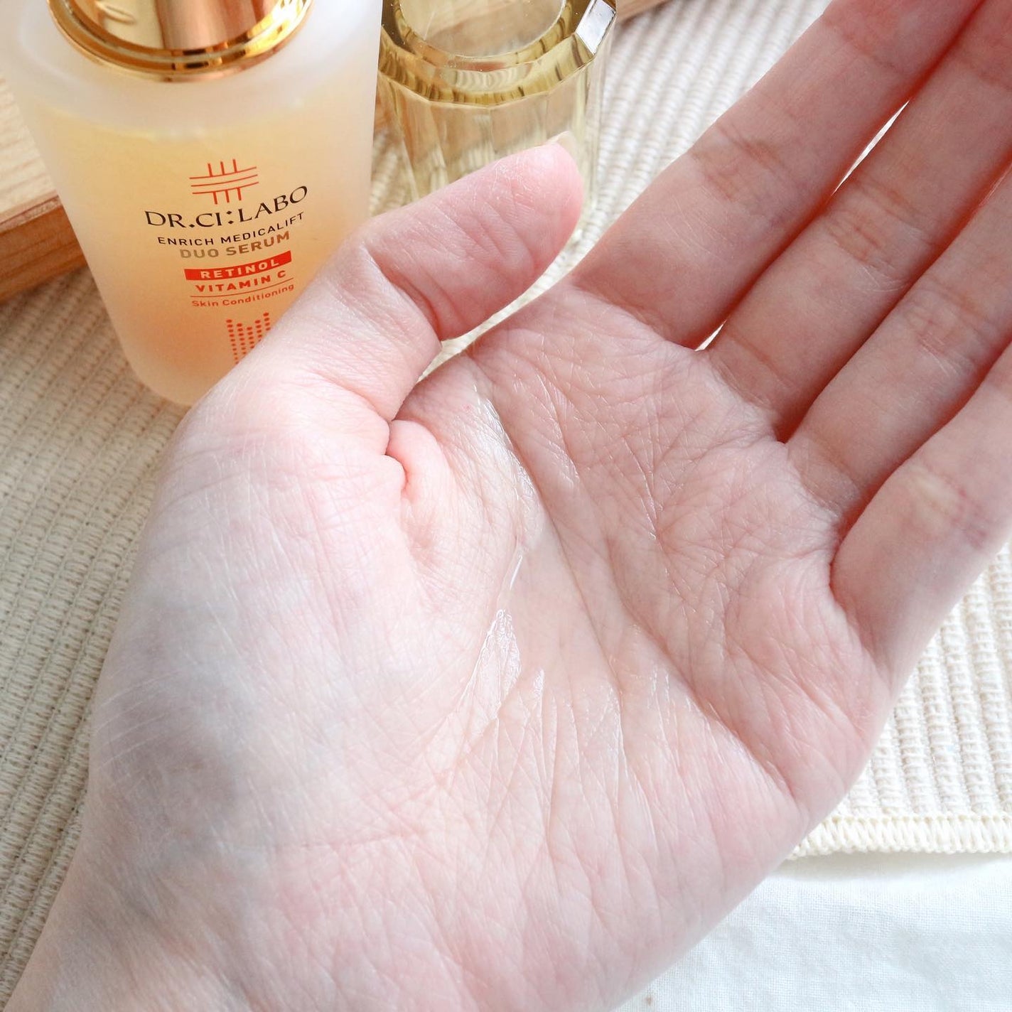 エンリッチ メディカリフト デュオセラム/ドクターシーラボⓇ/美容液を使ったクチコミ(7枚目)
