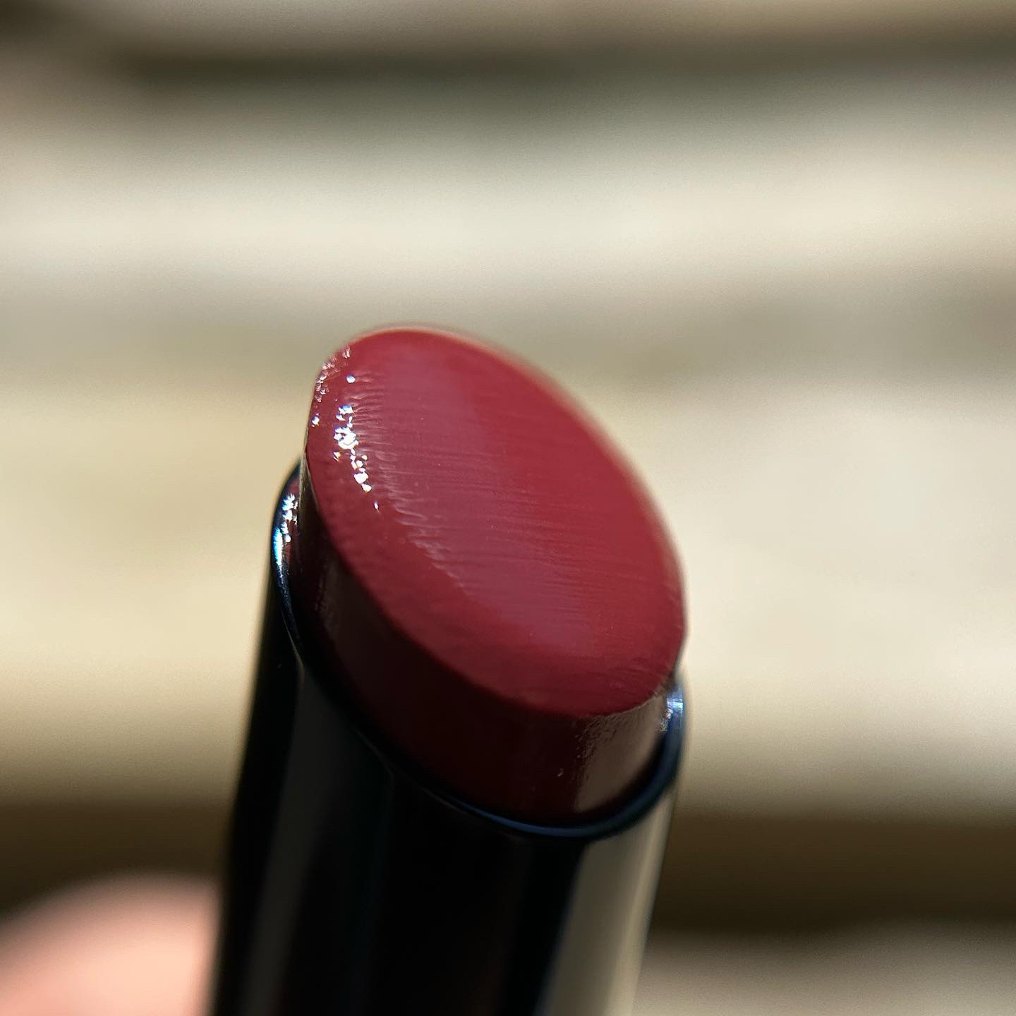 ケイト リップモンスター 107 紅折り紙の願い(限定色)/KATE/口紅を使ったクチコミ（3枚目）