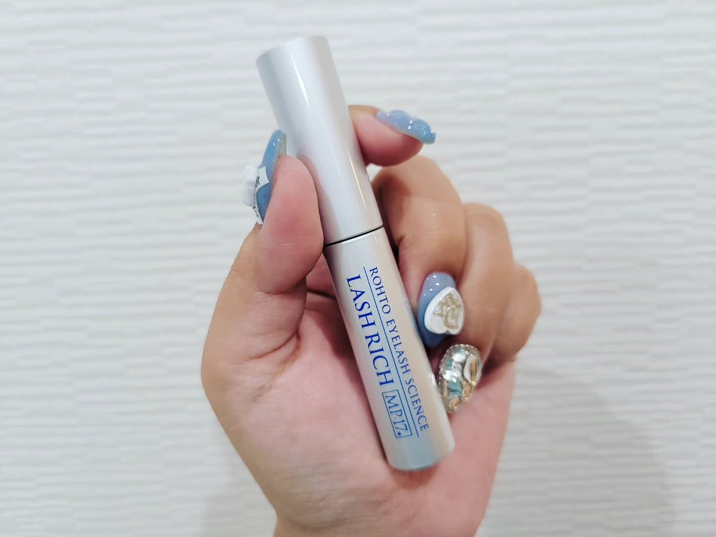 ラッシュリッチアイラッシュセラム/ロート製薬/まつげ美容液を使ったクチコミ(2枚目)
