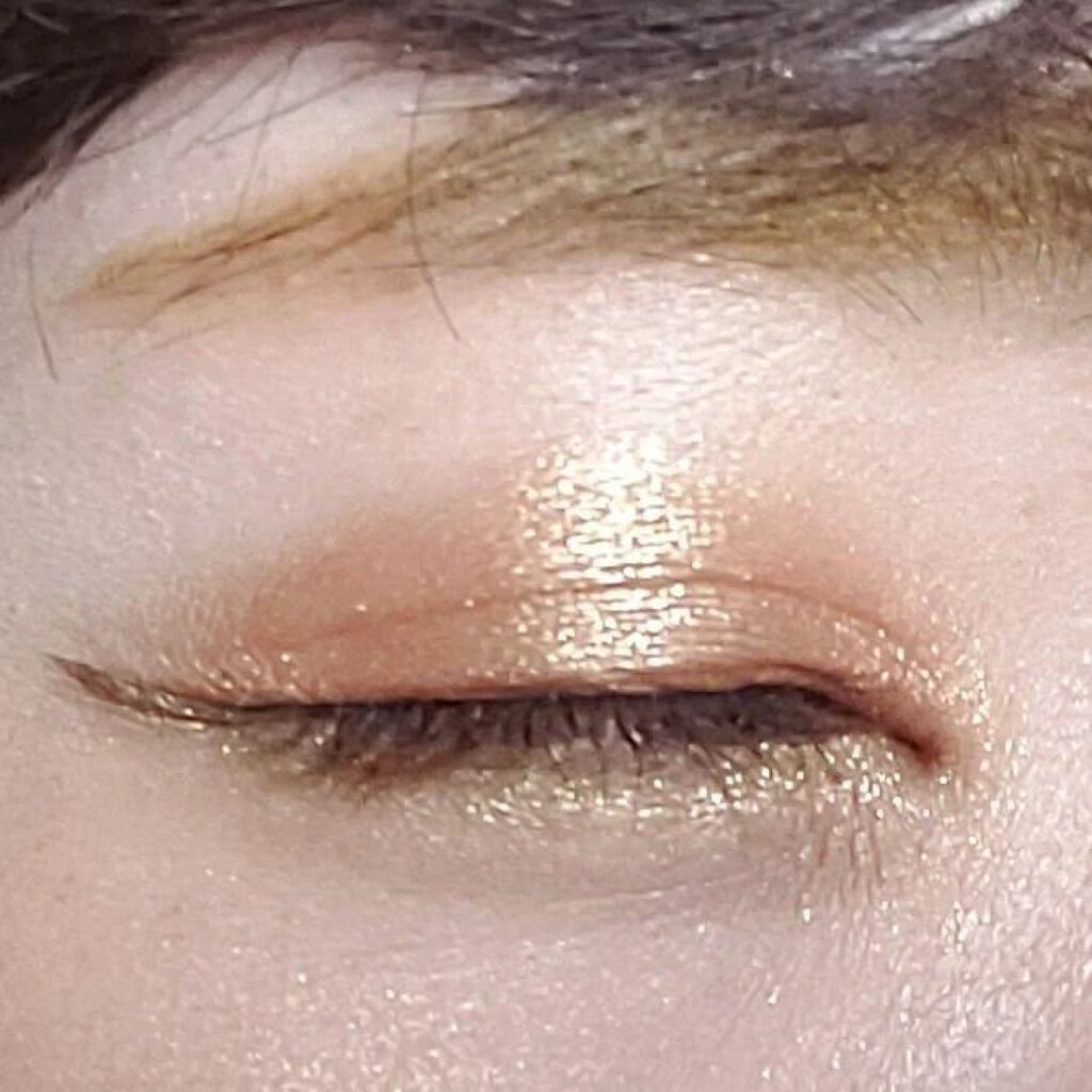 トーン タッチ アイズ 107 宵雫＜限定色＞/SUQQU/単色アイシャドウを使ったクチコミ（2枚目）