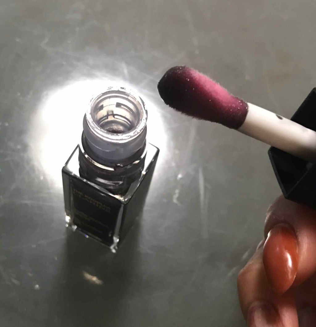 コンフォート リップオイル  ダークストーン(限定色)/CLARINS/リップグロスを使ったクチコミ（2枚目）