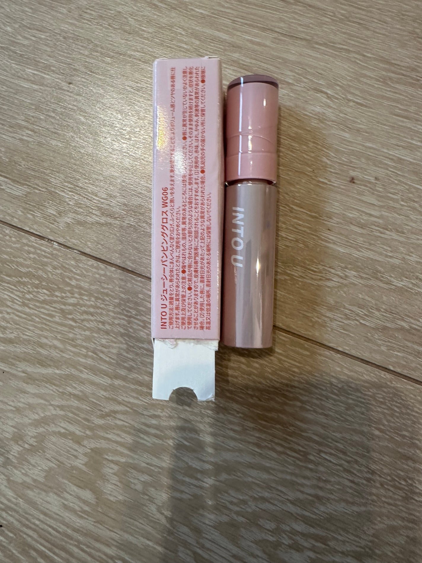 ジューシーパンピンググロス/INTO U/リップグロスを使ったクチコミ(1枚目)