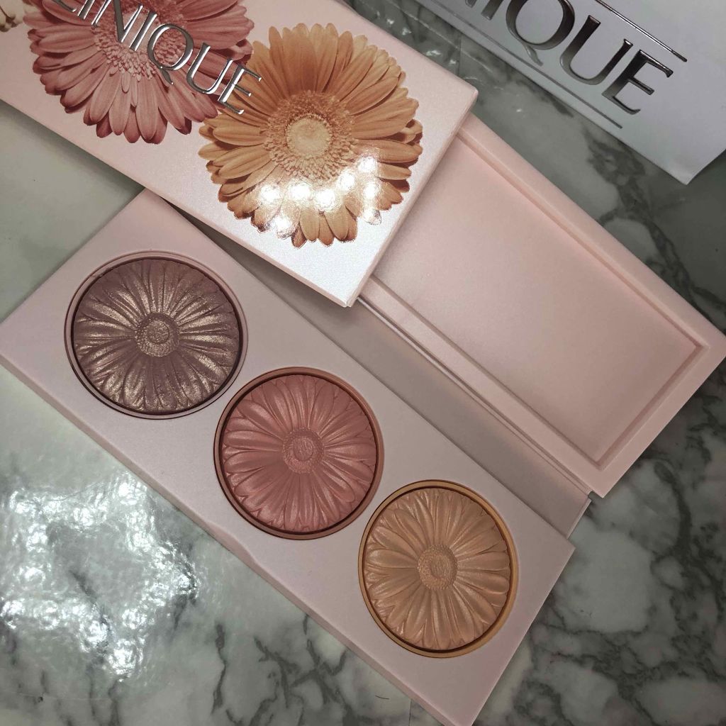 チーク ポップ オン ザ グロウ トリオ パレット/CLINIQUE/パウダーチークを使ったクチコミ（1枚目）