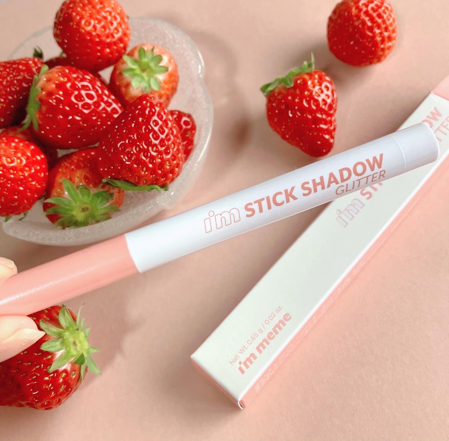 i'm Stick Shadow Glitterr/i’m meme/スティックアイシャドウを使ったクチコミ（2枚目）