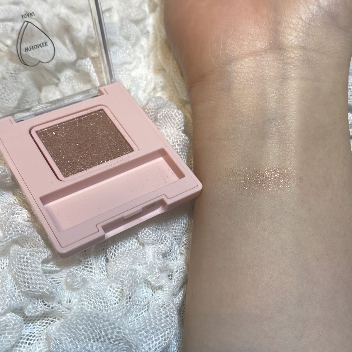 フーミー シングルラメシャドウ/WHOMEE/単色アイシャドウを使ったクチコミ（3枚目）