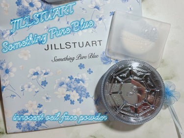 JILL STUART
サムシングピュアブルー 
イノセントフェイスパウダー
サムシングブルーブーケの香り
9g　5,500円


2色のマーブルカラーが織りなす繊細な彩りで、
純白のウェディングヴェー