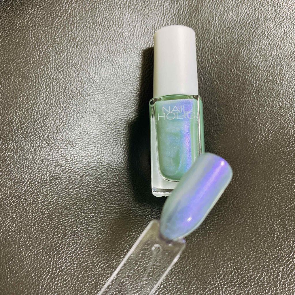 コンスピキュアス ネイルカラー /Amplitude/マニキュアを使ったクチコミ(4枚目)