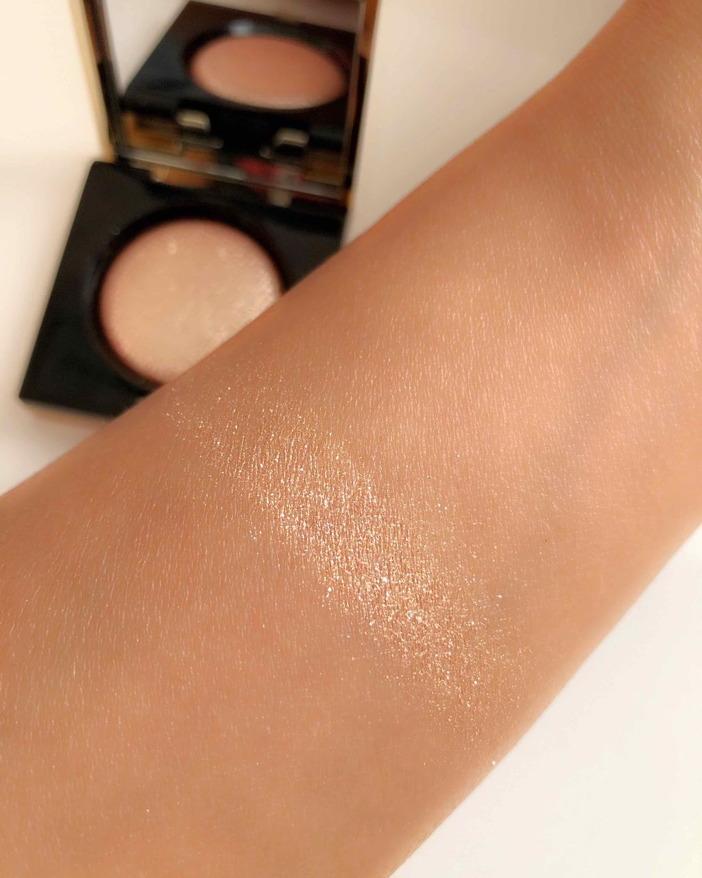 リュクスアイシャドウ/BOBBI BROWN/単色アイシャドウを使ったクチコミ（3枚目）