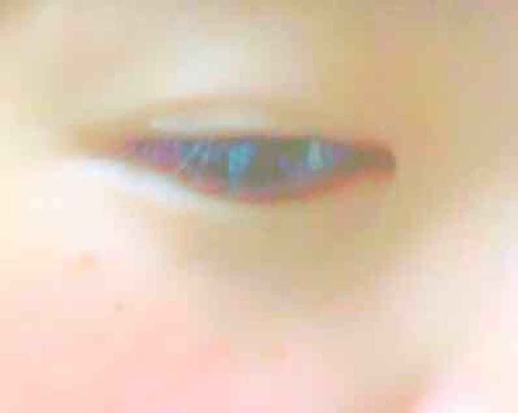 ワンダーアイリッドテープ 片面タイプ/D-UP/二重まぶた用アイテムを使ったクチコミ（3枚目）