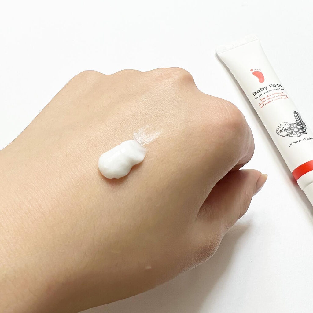 角質柔軟＆保湿フットクリーム/ベビーフット/レッグ・フットケアを使ったクチコミ（2枚目）