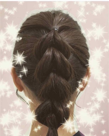 アンサングシンデレラの西野七瀬ちゃんのヘアアレンジ🥺❤️
簡単なのにすっごく可愛い！
不器用さんでも絶対にできると思います。
1枚目は七瀬ちゃん！
2枚目は不器用な私がまねしてやってみました！

やり方