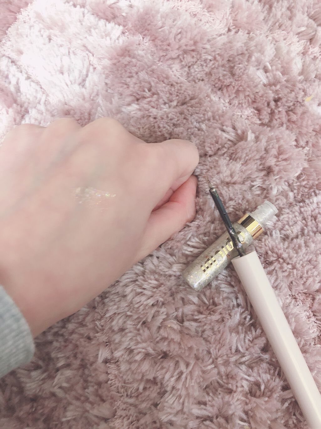 グリッターイルミネーションライナー/CipiCipi/リキッドアイライナーを使ったクチコミ（2枚目）