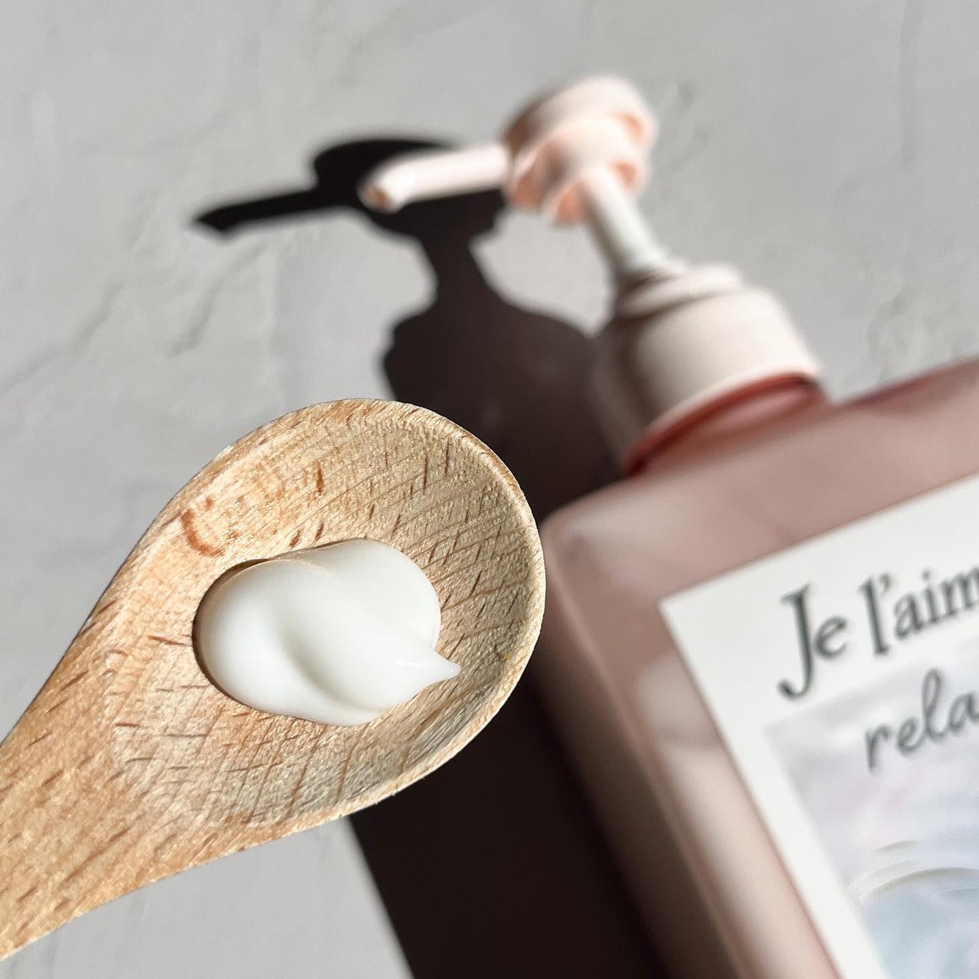 リラックス ミッドナイトリペア シャンプー/ヘアトリートメント (ストレート&グロス)/Je l'aime/市販シャンプーを使ったクチコミ(3枚目)