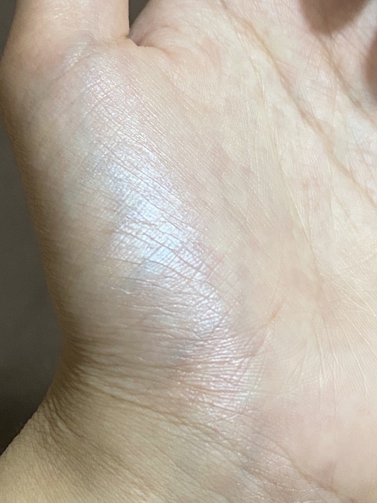 クリーム カラー ベース ルーナ/M・A・C/ジェル・クリームアイシャドウを使ったクチコミ（3枚目）