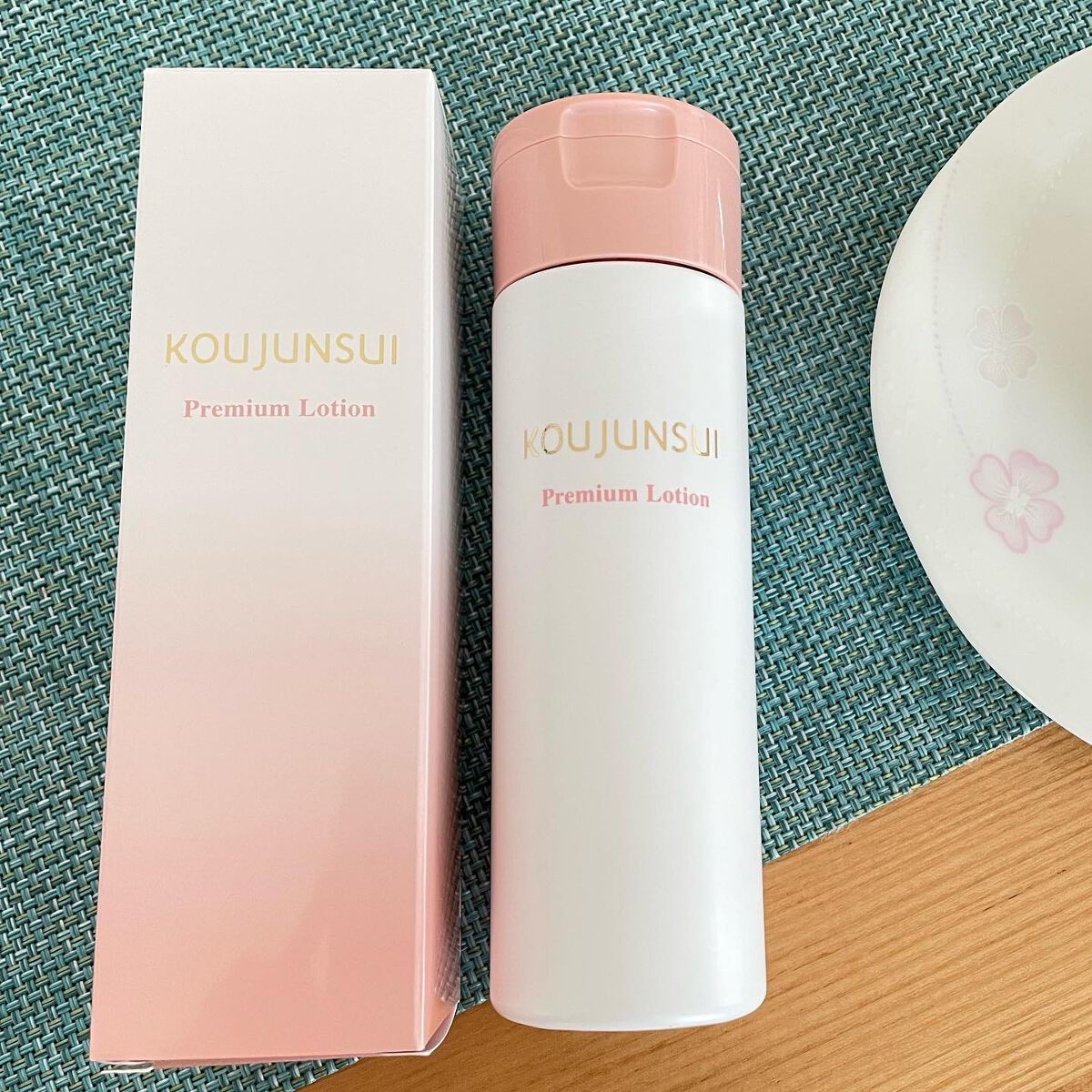 光潤水プレミアム化粧水/エバメール/化粧水を使ったクチコミ（2枚目）