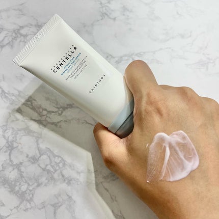 ヒアルーシカ ウォーターフィット サンセラム/SKIN1004/日焼け止めローションを使ったクチコミ(2枚目)