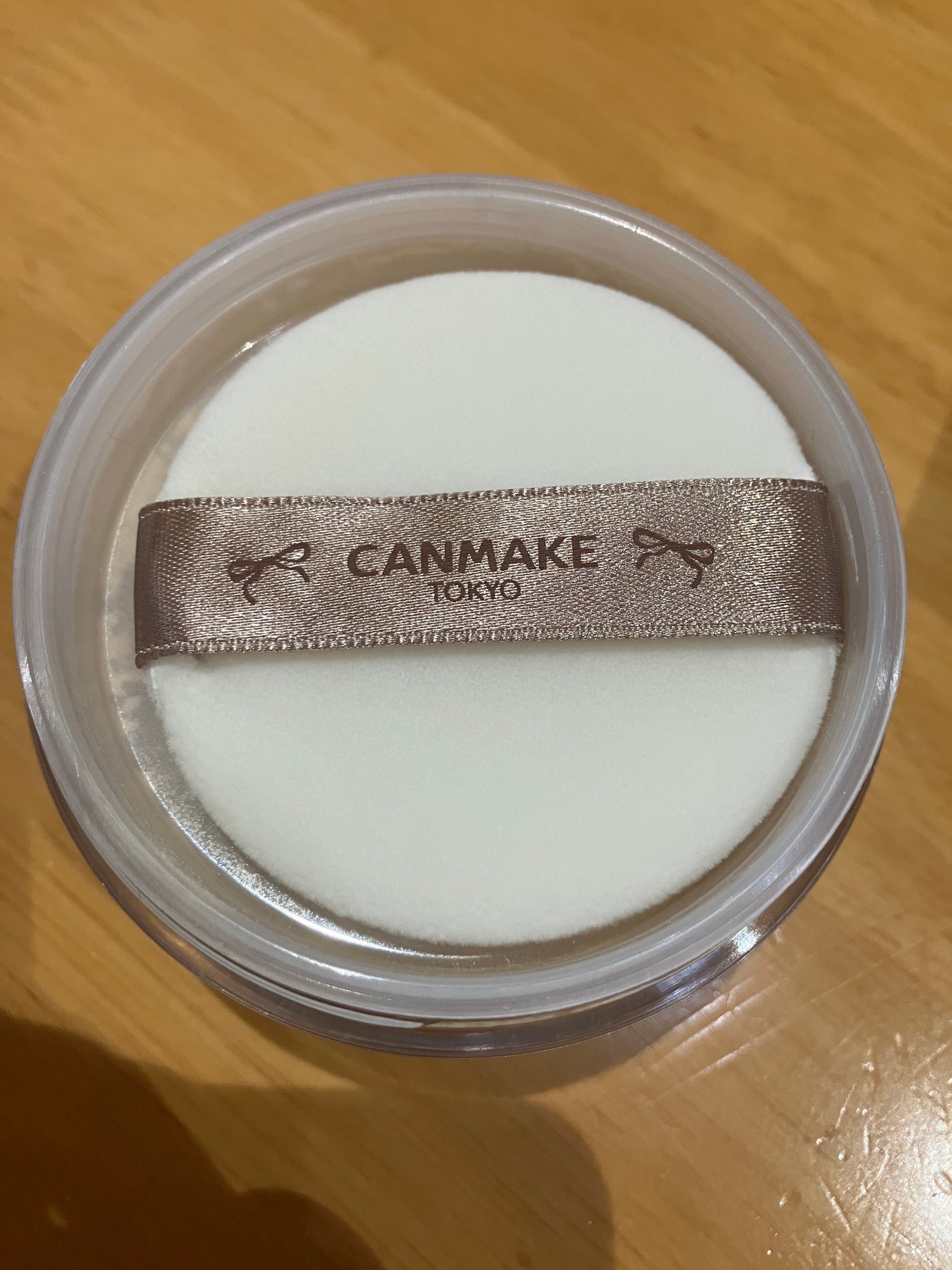 フィニッシングパウダー マット/チャコット・コスメティクス/ルースパウダーを使ったクチコミ(4枚目)