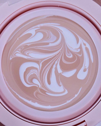 セラムフィット フルカバー マーブルパクト <ファンデーション>/ByUR/クリーム・エマルジョンファンデーションを使ったクチコミ(2枚目)