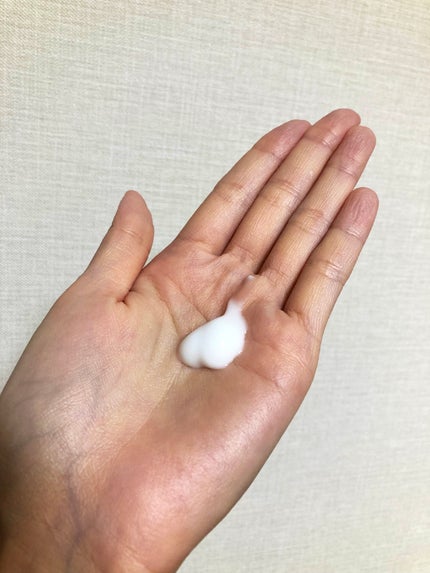 ボディミルク ファインアップル&ガーデニアの香り/アロマリゾート/ボディミルクを使ったクチコミ(5枚目)