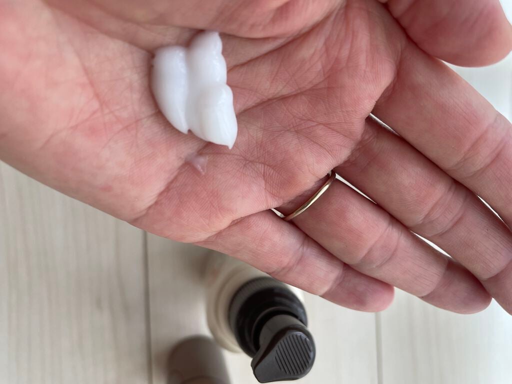 CCミルク/エッセンシャル/ヘアミルクを使ったクチコミ(2枚目)