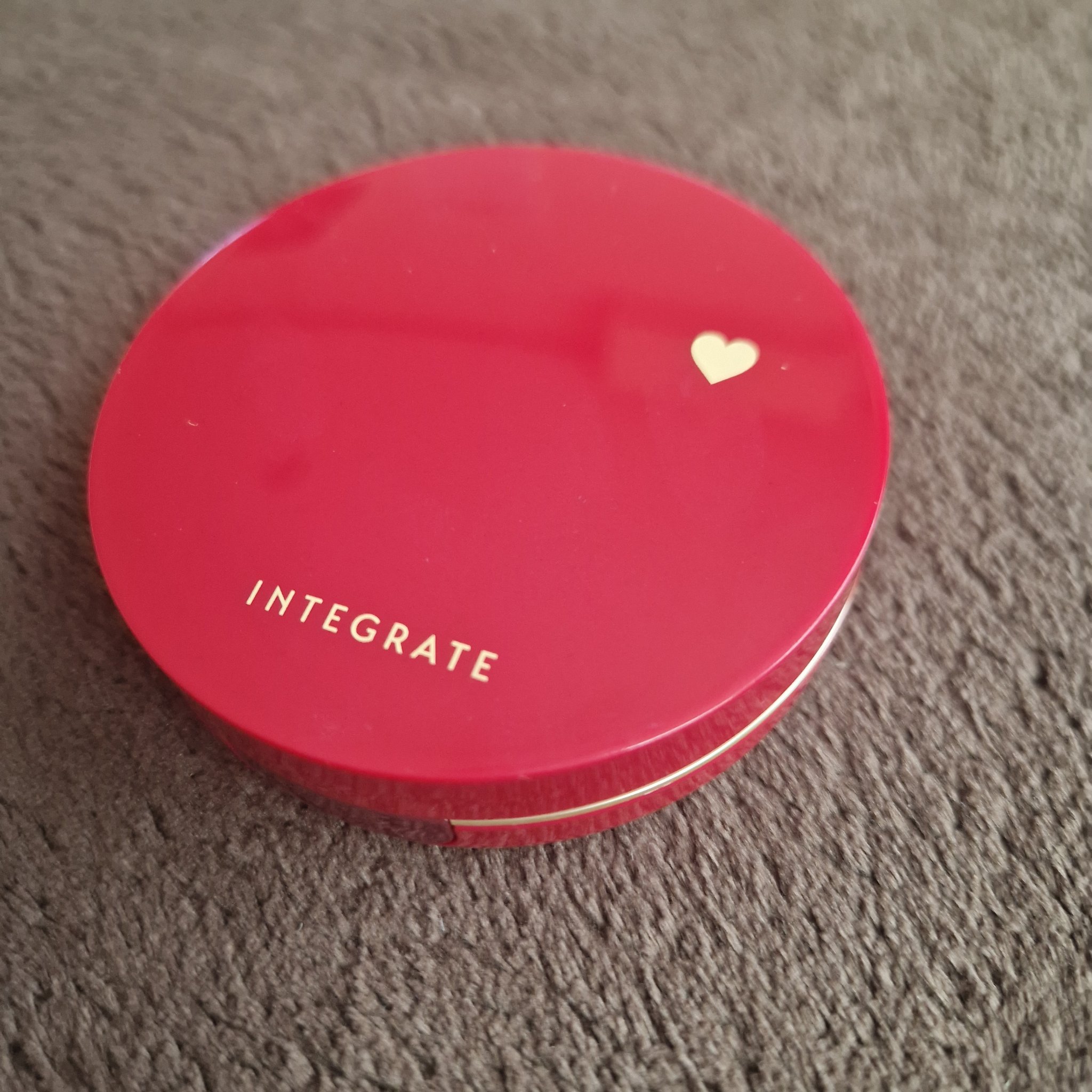 インテグレート プロフィニッシュクッション/インテグレート/クッションファンデーションを使ったクチコミ（2枚目）