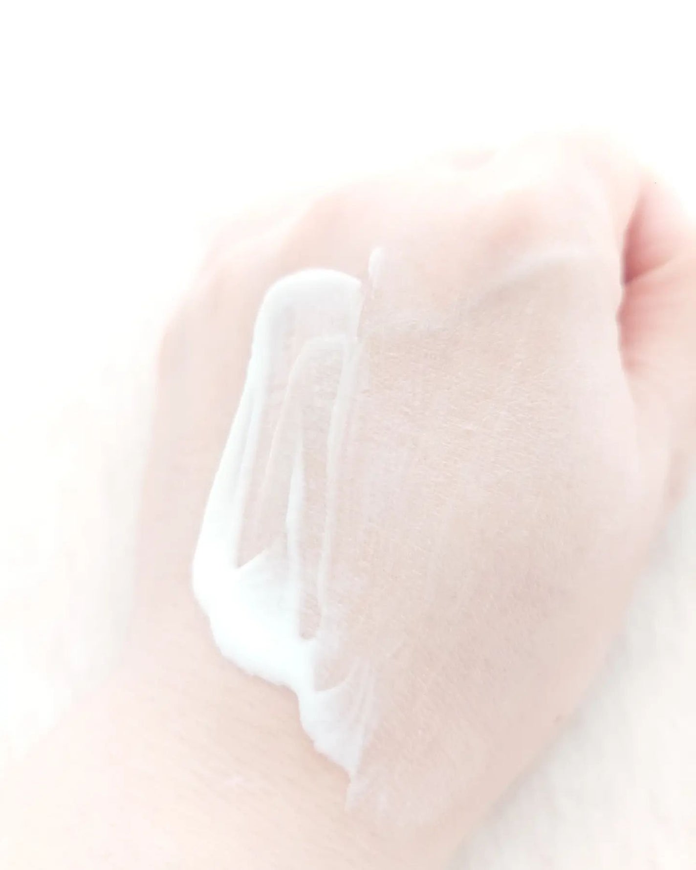 リリーフサンモイスチャライザー/HYGGEE/化粧下地を使ったクチコミ(4枚目)