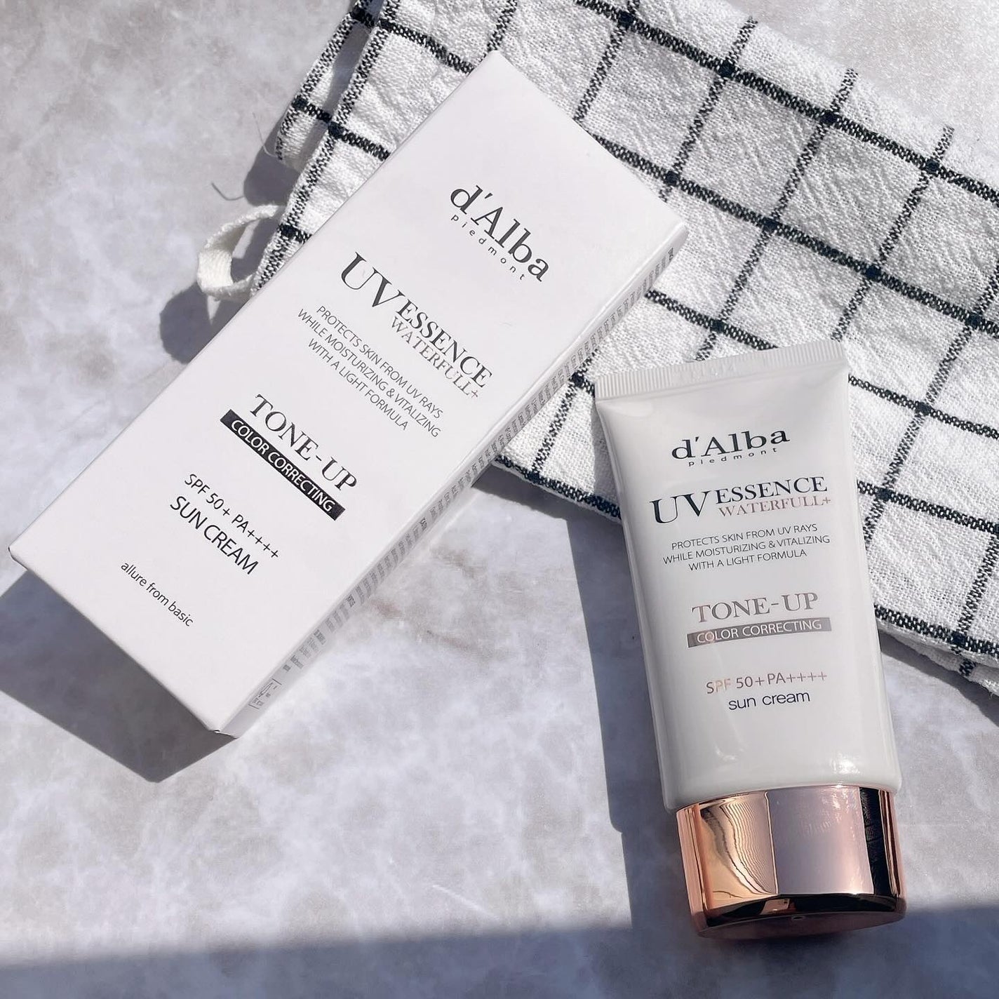 ウォータフルトーンアップサンクリーム/ダルバ/日焼け止めクリームを使ったクチコミ(2枚目)