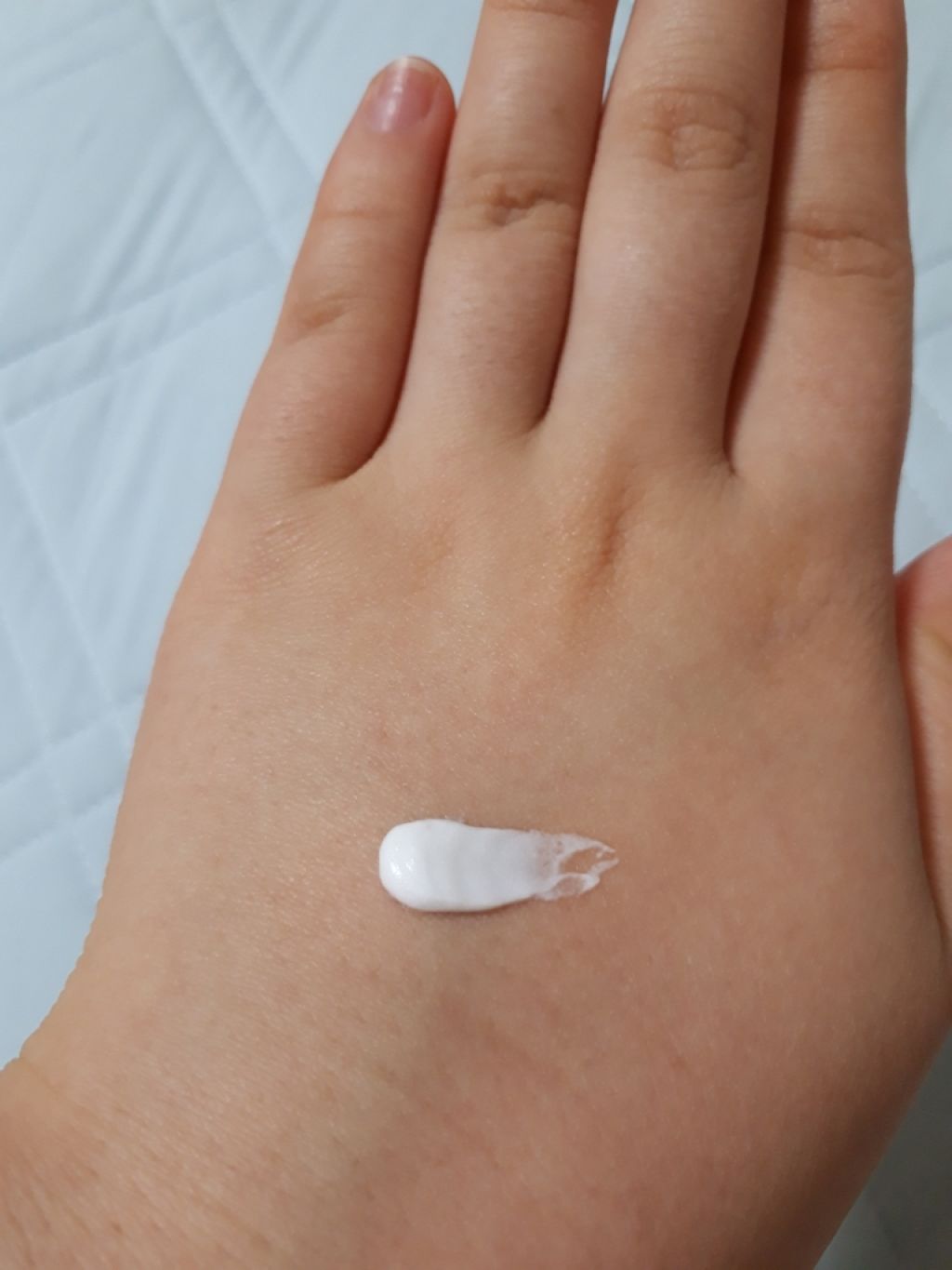 オハナ・マハロ フレグランス ハンドクリーム (ルアナ カウアヌ)/OHANA MAHAALO/ハンドクリームを使ったクチコミ（2枚目）