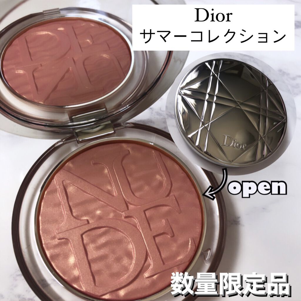 .
Diorサマーコレクション🌴

こちらは
ディオールスキン
ミネラルヌードルミナイザー
パウダー(サマーデューン)

002ピーチデューン

カラーは動画のように
ほんのりピンクで、
艶感と血色感のあるカラー🍑

めちゃめちゃ可愛い