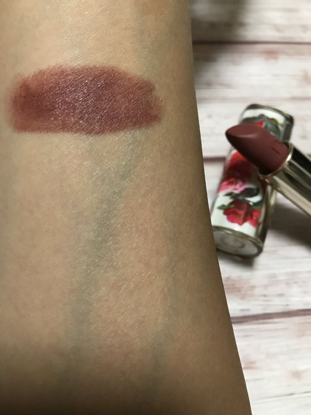 ザ・オンリーワン キャップトゥコンプリート/DOLCE&GABBANA BEAUTY/口紅を使ったクチコミ(3枚目)