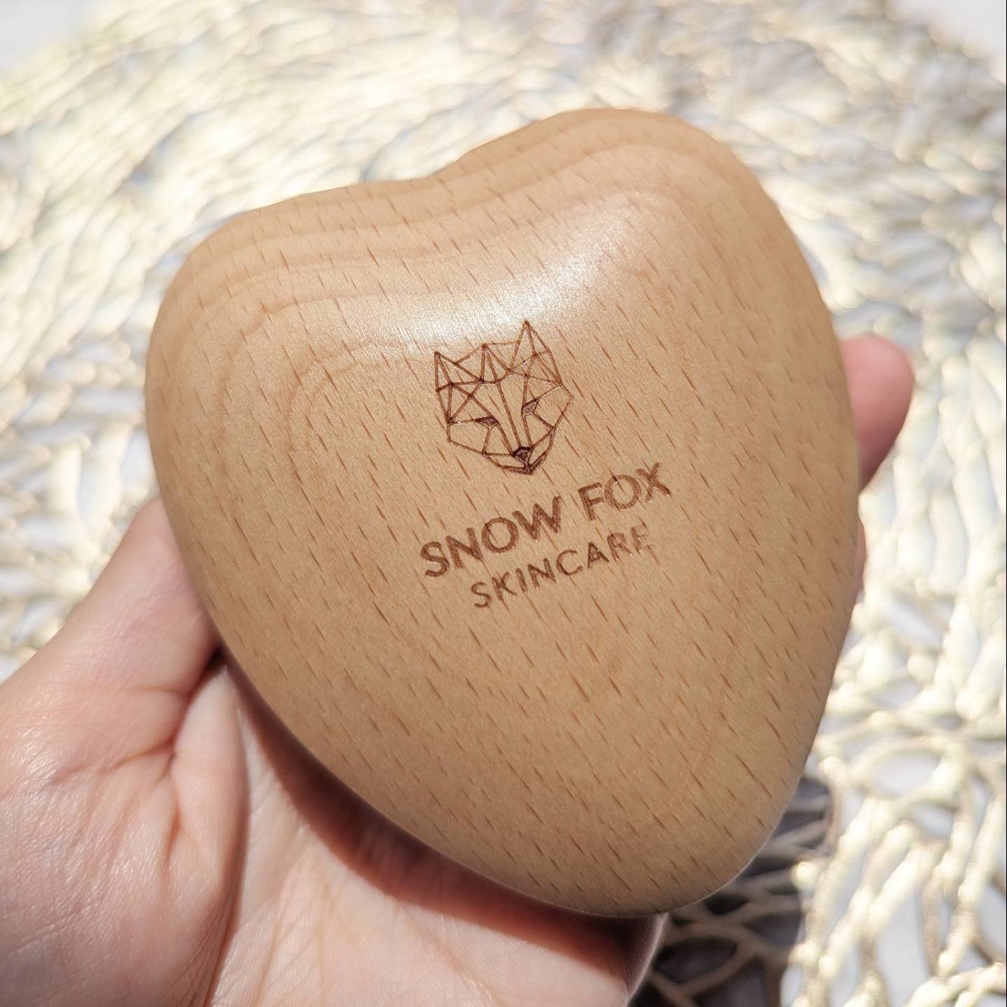 プレミアム FOX カッサ ウッド ミニハート ヘアブラシ/SNOW FOX SKINCARE/ヘアブラシを使ったクチコミ(3枚目)