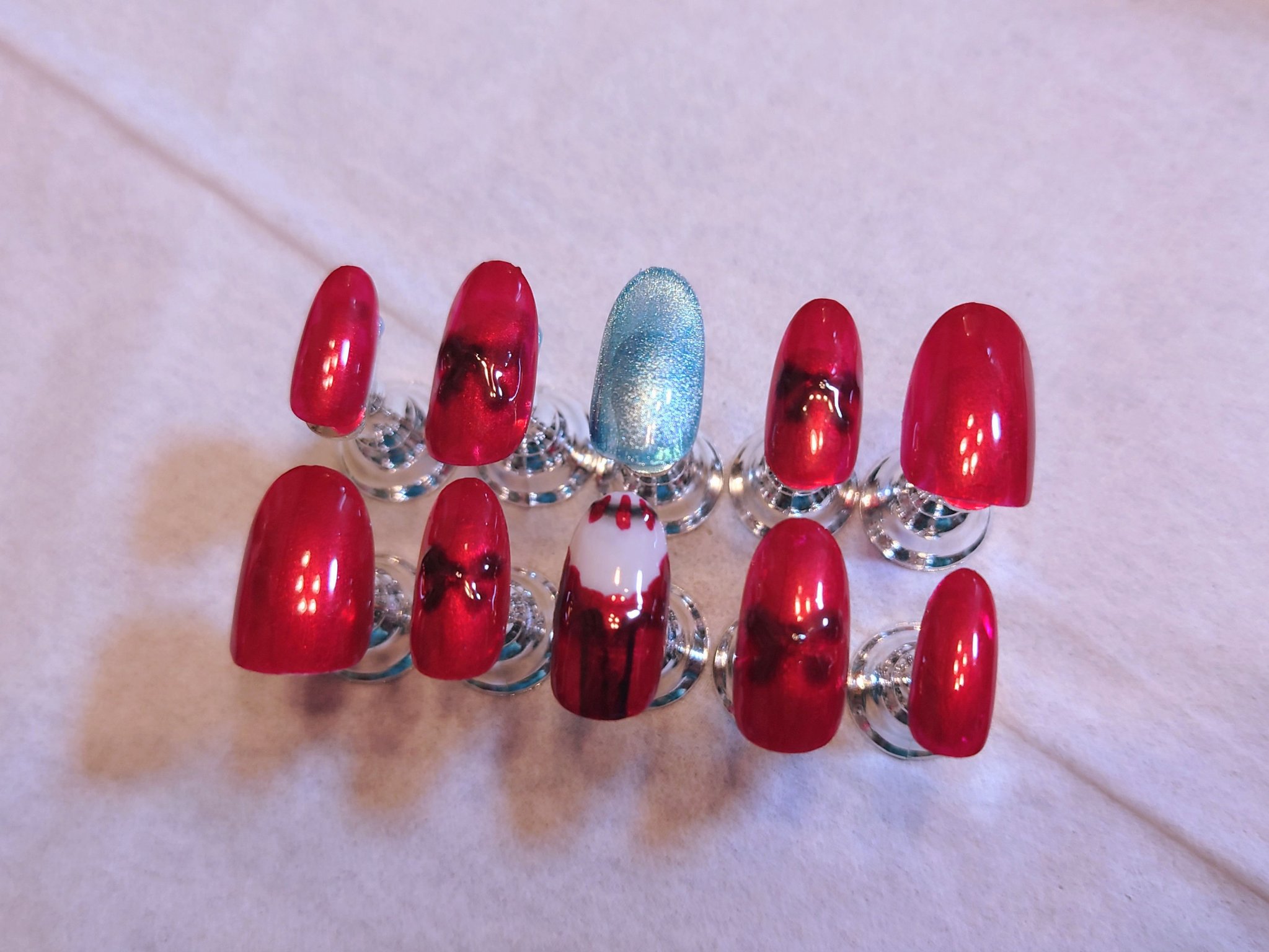 ネイルホリック Ethnic color RD408/ネイルホリック/マニキュアを使ったクチコミ（1枚目）