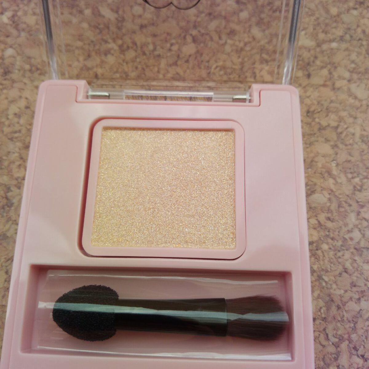 フーミー シングルラメシャドウ/WHOMEE/単色アイシャドウを使ったクチコミ(3枚目)