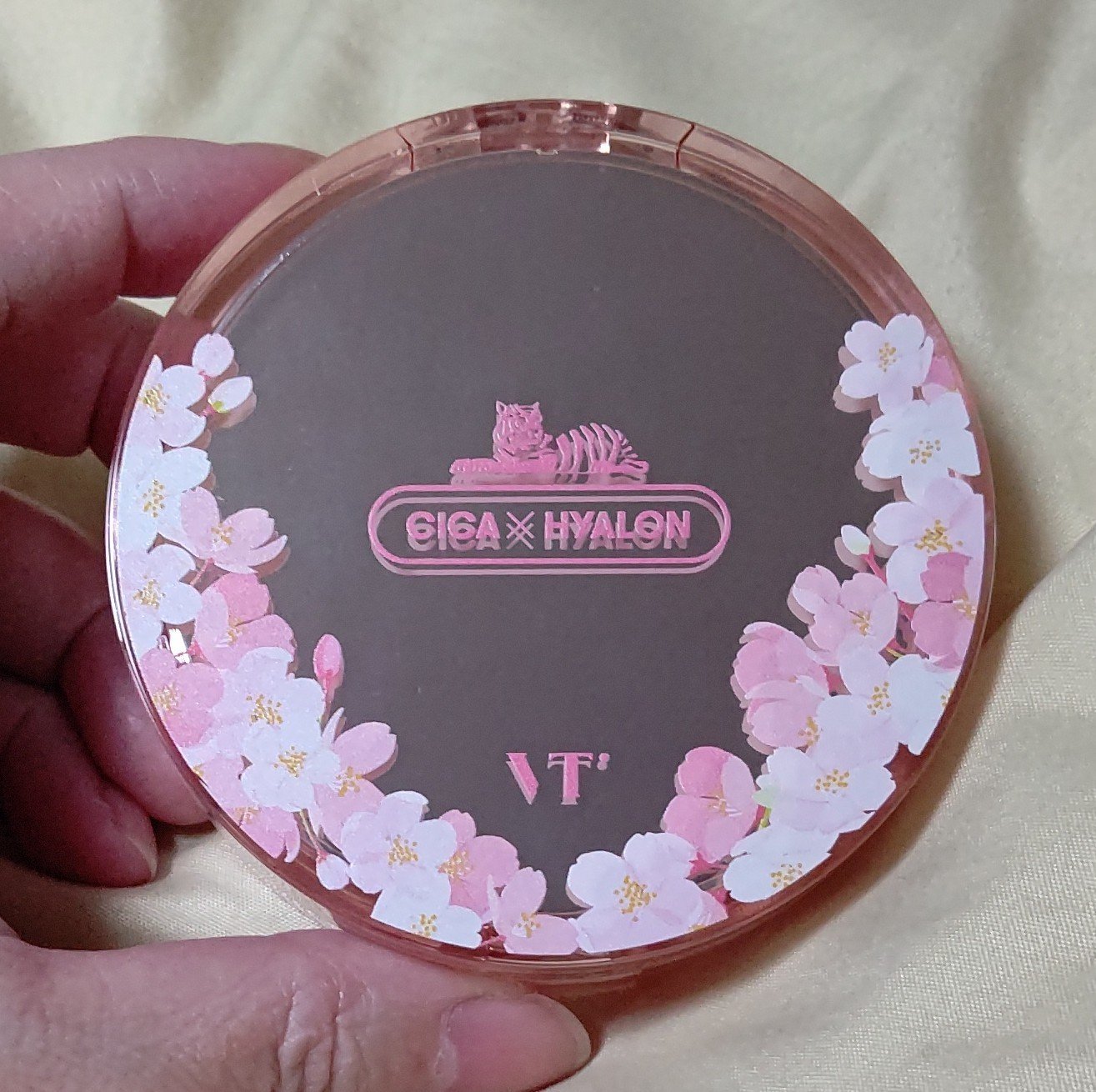 CICA スキンフィットカバークッション/VT/クッションファンデーションを使ったクチコミ（1枚目）