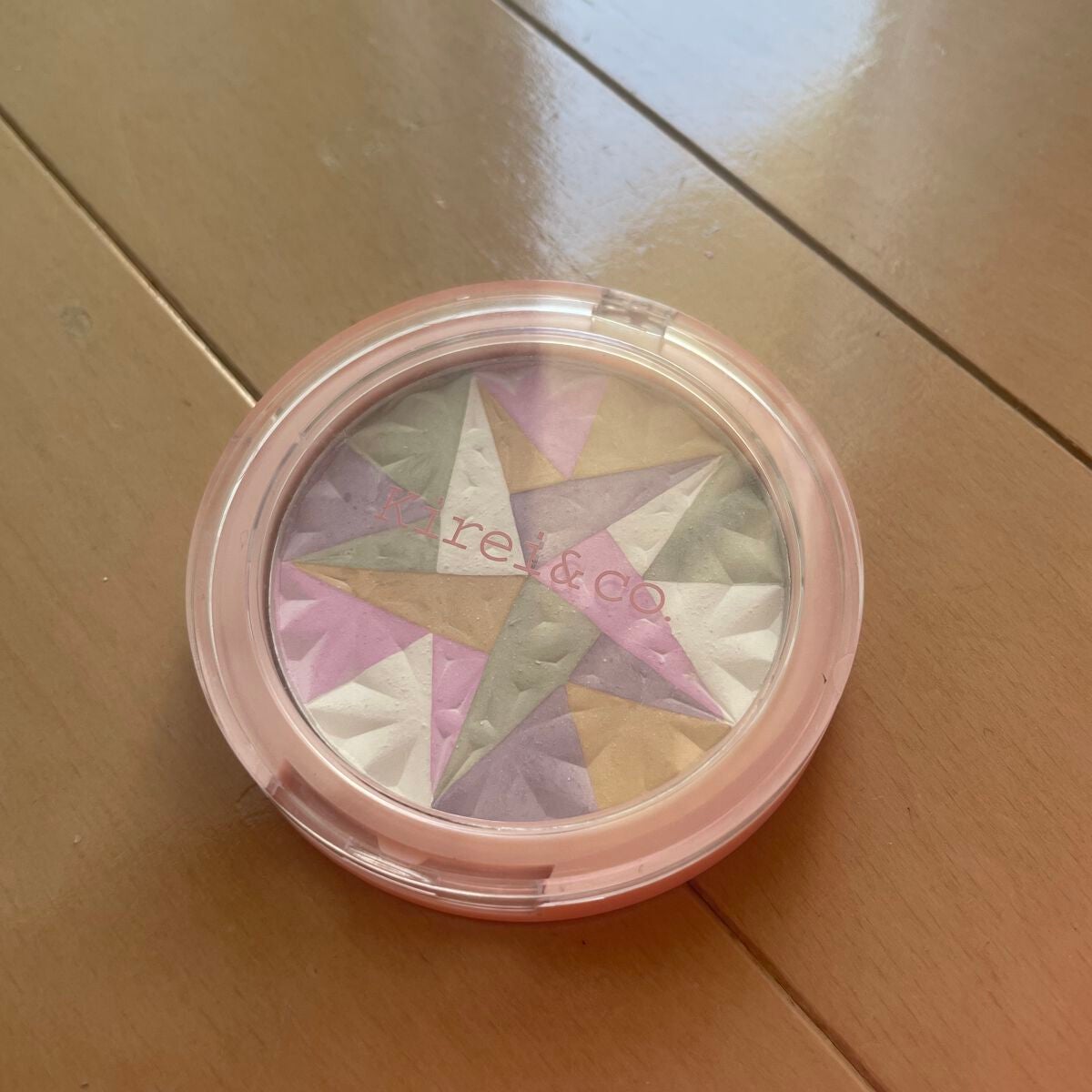 トーンアップフェイスパウダー/Kirei&co./プレストパウダーを使ったクチコミ(2枚目)