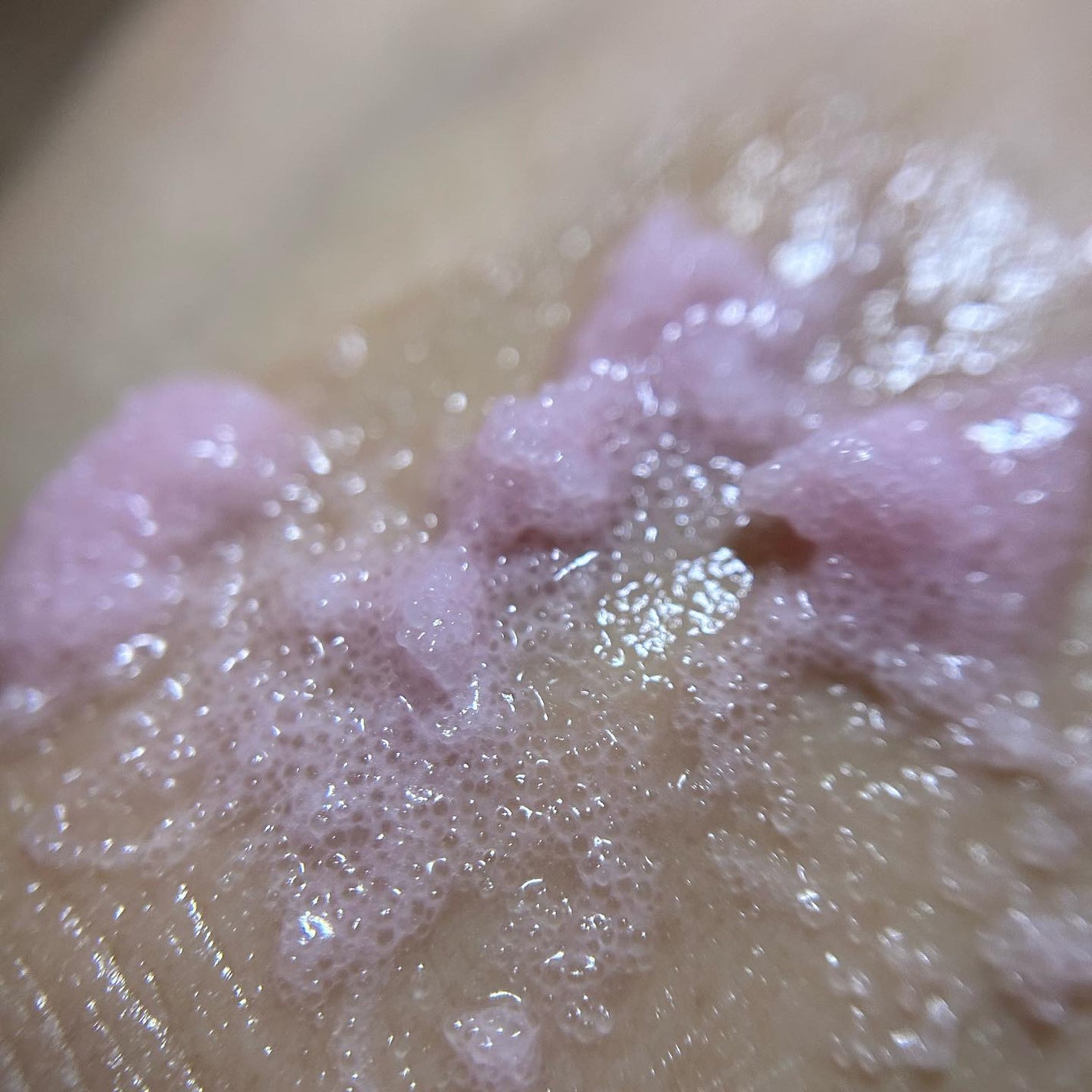 Q+Me スウィート ボム タラソ スクラブ/AGARISM/バスト・ヒップケアを使ったクチコミ(4枚目)