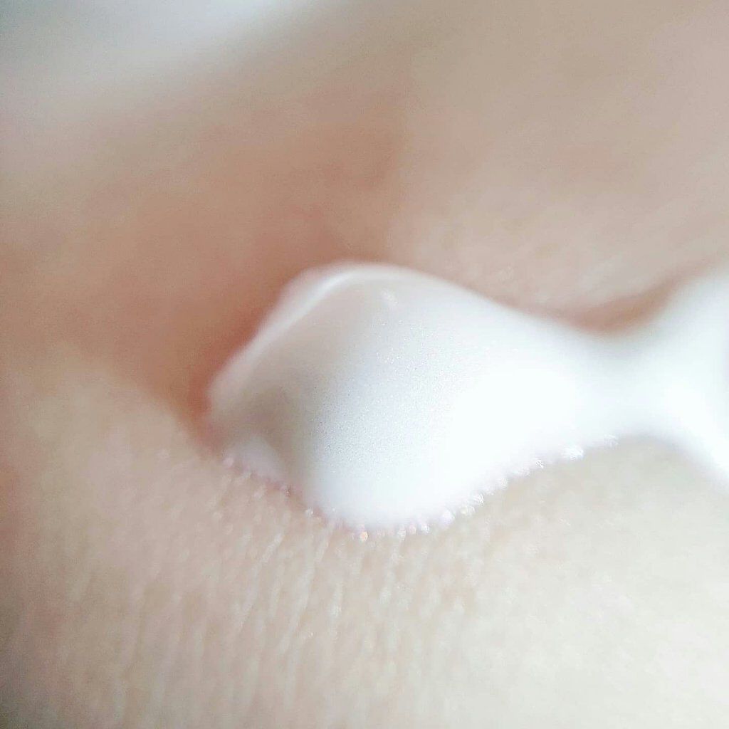 ツヤ肌モイストクリーム/Queen by Bionce/化粧下地を使ったクチコミ(2枚目)