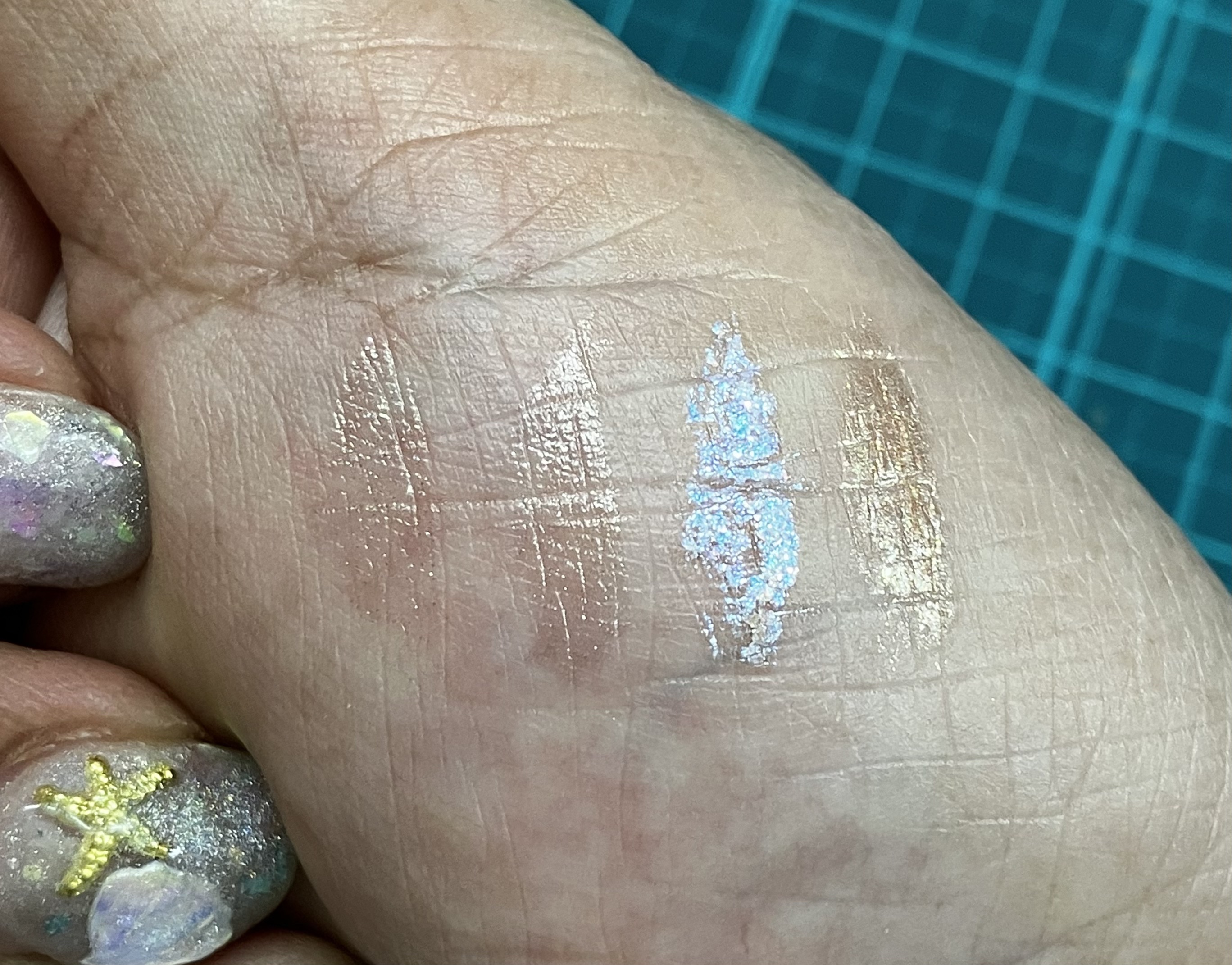 ダイヤモンドシリーズ 星空リキッドアイシャドウ/ZEESEA/リキッドアイシャドウを使ったクチコミ（3枚目）