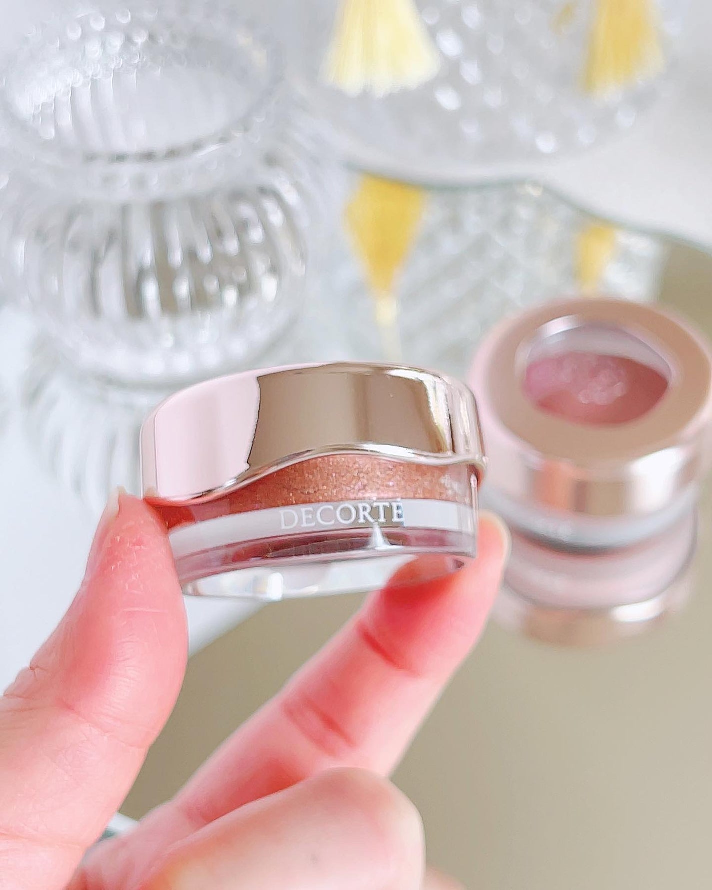 アイグロウジェム スキンシャドウ/DECORTÉ/ジェル・クリームアイシャドウを使ったクチコミ(2枚目)