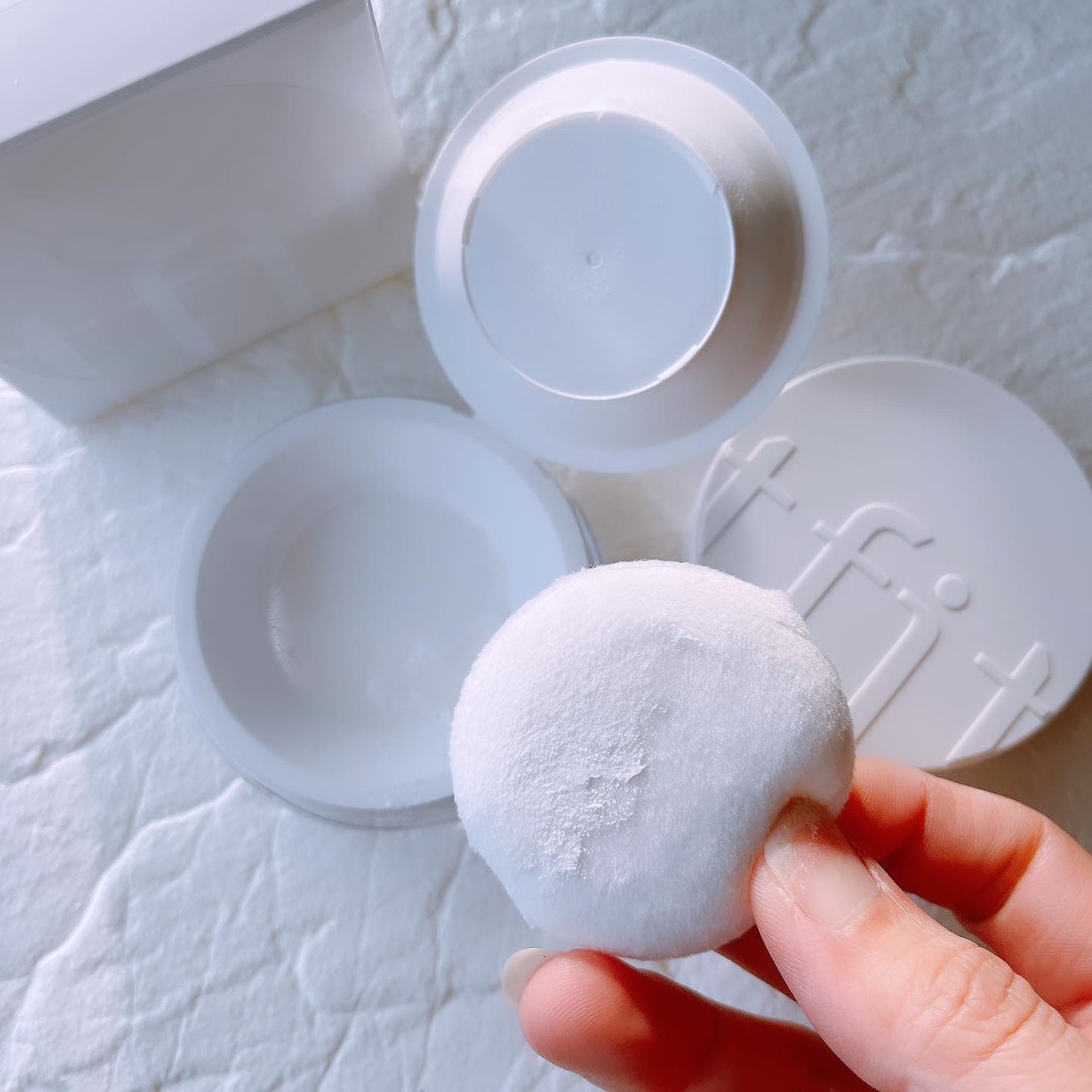 トランスルーセントセットフィニッシングパウダー/TFIT/ルースパウダーを使ったクチコミ(4枚目)