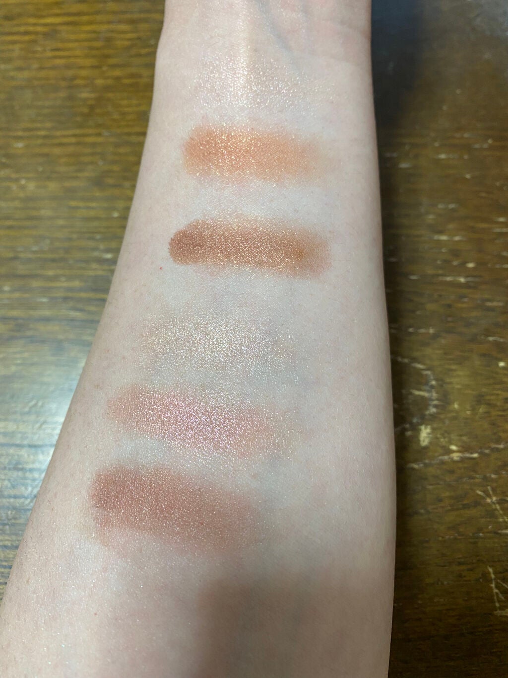 トーンアップアイシャドウ/CEZANNE/アイシャドウパレットを使ったクチコミ(5枚目)