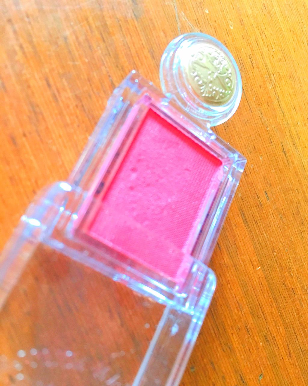 シャドーカスタマイズ/MAJOLICA MAJORCA/単色アイシャドウを使ったクチコミ(1枚目)