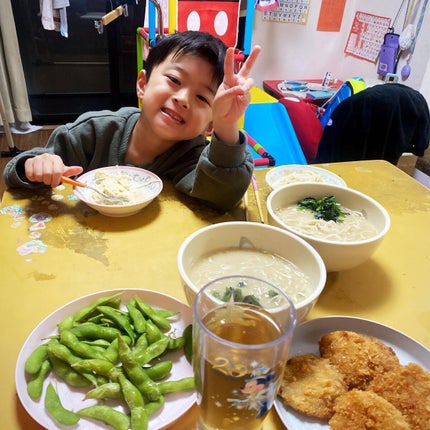 ふうせん @フォロバ100% on LIPS 「あの無人販売の雪松餃子から!冷凍即席麺直売店がOPEN!✼••..」(5枚目)