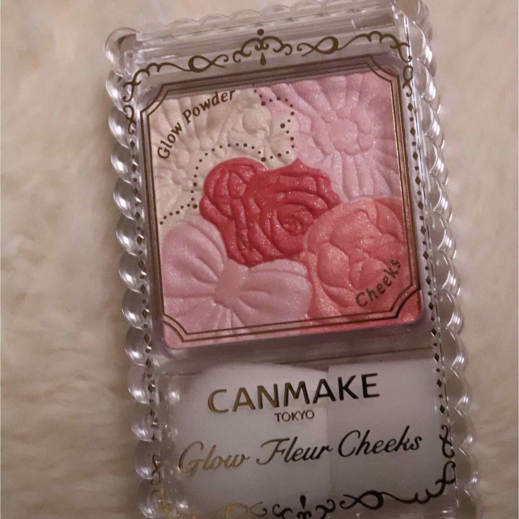 グロウフルールチークス/キャンメイク/パウダーチークを使ったクチコミ（2枚目）