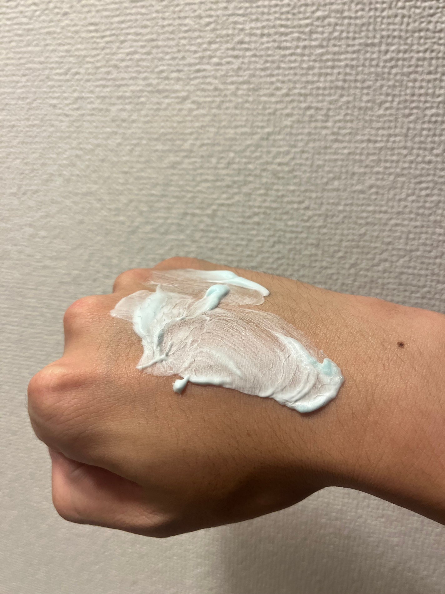 ハイドロ スキンディフェンスシェービングジェルフォーム/ハイドロ/ムダ毛ケアを使ったクチコミ(1枚目)