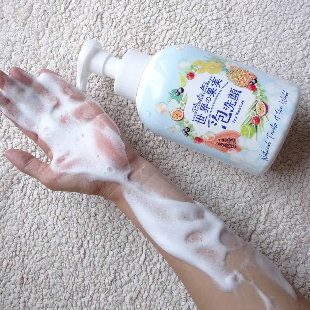 seiko_official on LIPS 「特別な案内があるから最後まで見てね!\世界の果実/すっきり泡洗..」(3枚目)