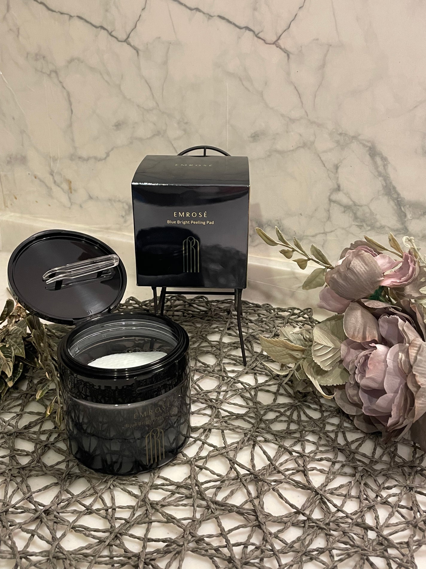 ブルーブライトピーリングパッド/EMROSÉ/トナーパッドを使ったクチコミ(6枚目)