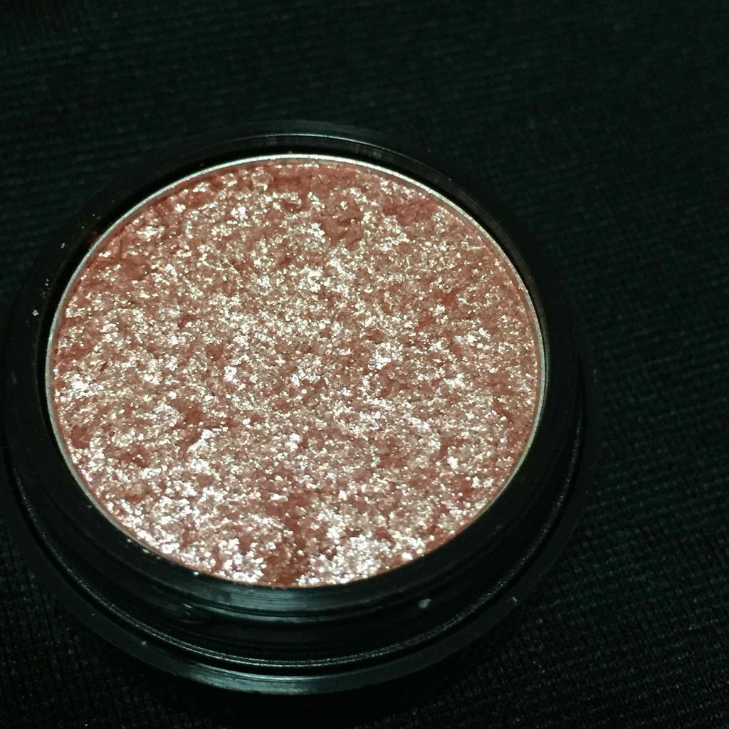 セルフィーフィックスピグメント/Witch's Pouch/単色アイシャドウを使ったクチコミ（2枚目）