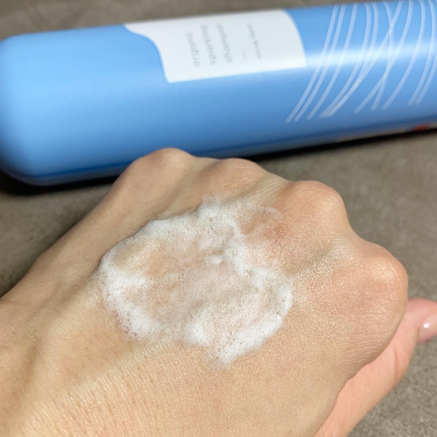 オーガニックスパークリングシャンプー/b.ris/市販シャンプーを使ったクチコミ（3枚目）