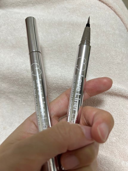 リキッドアイライナーR4/ラブ・ライナー/リキッドアイライナーを使ったクチコミ(1枚目)